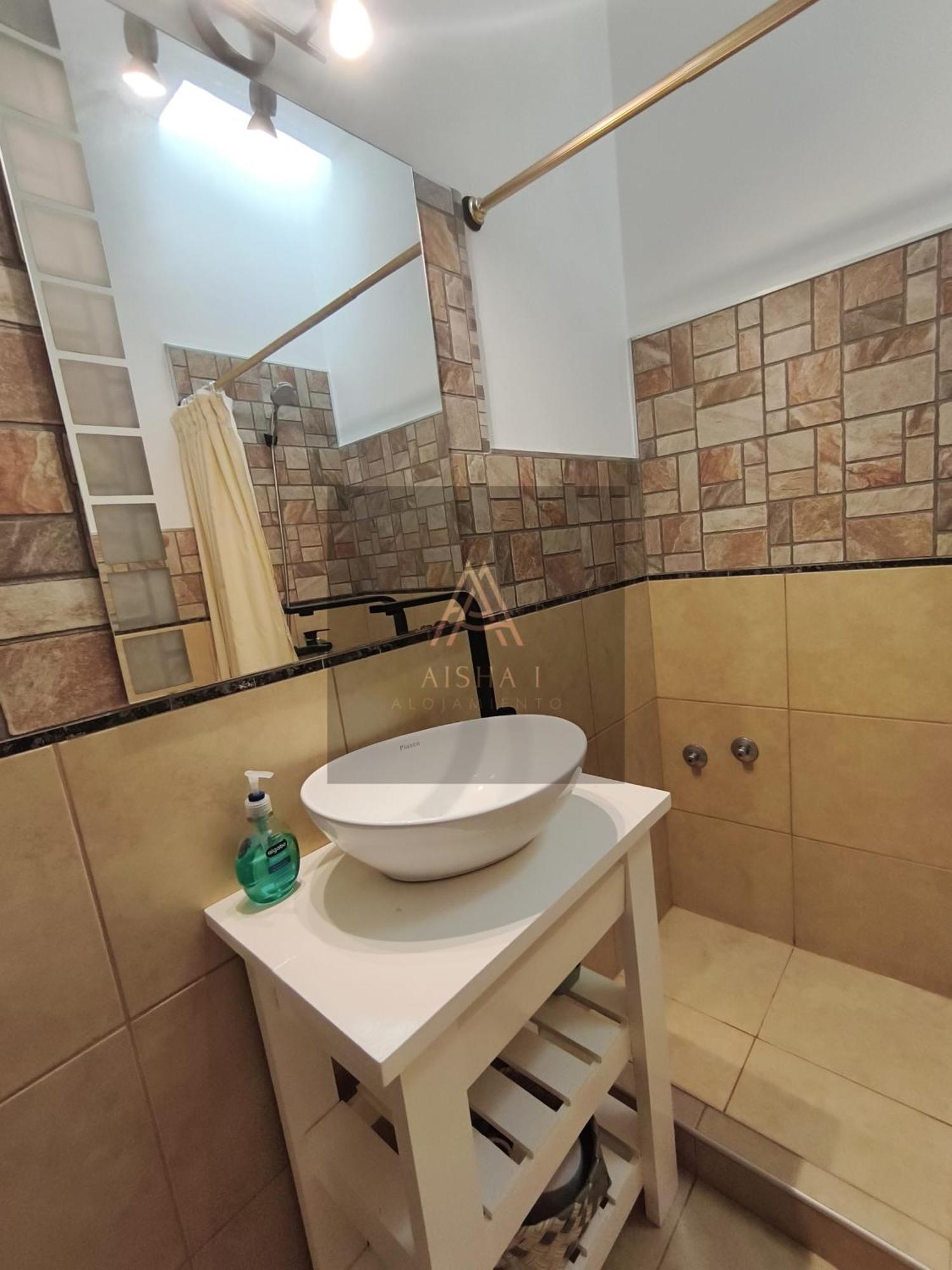 Apartamento Aisha1 *